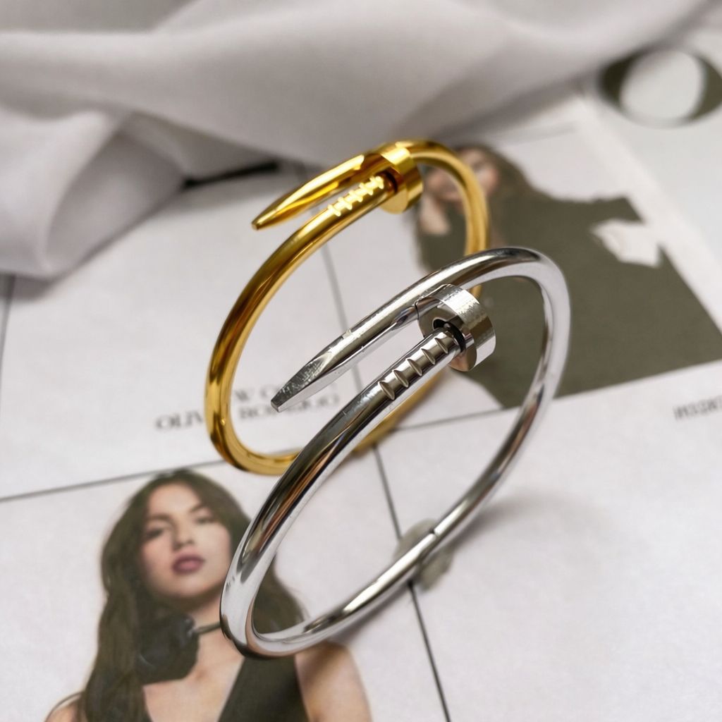 Bracelet Clou – Finition Gold Premium