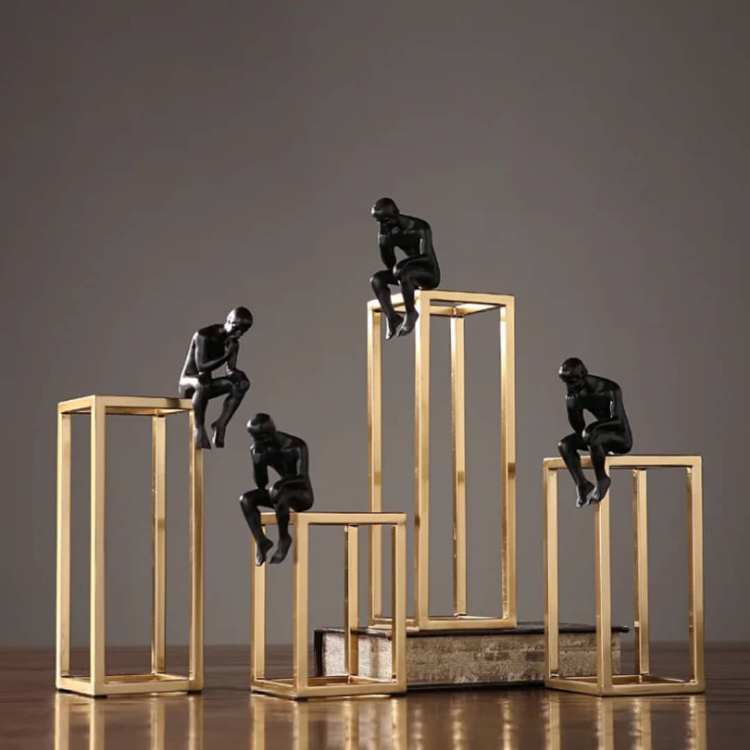 Set 4 Penseurs sur cadres dorés
